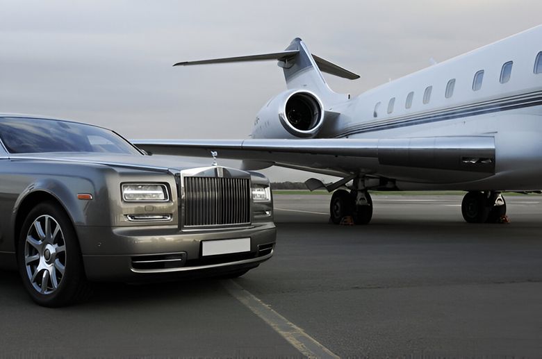 Executive Mercedes sedan &mdash; Bahrain Airport Transfers